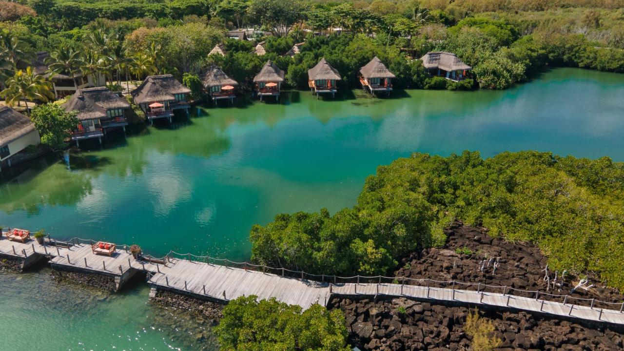 Constance Prince Maurice Poste de Flacq Exterior photo The resort's bungalows